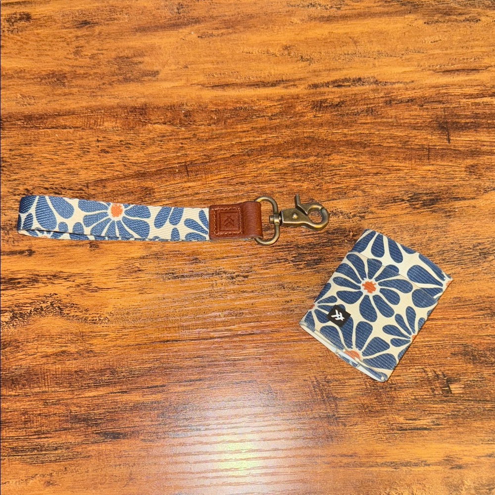 Floral Keychain and Card Holder Set